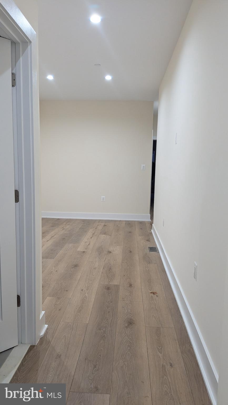 329 16th Street Southeast, Unit 1 Washington, DC 20003 - Photo 6 of 22 a view of room