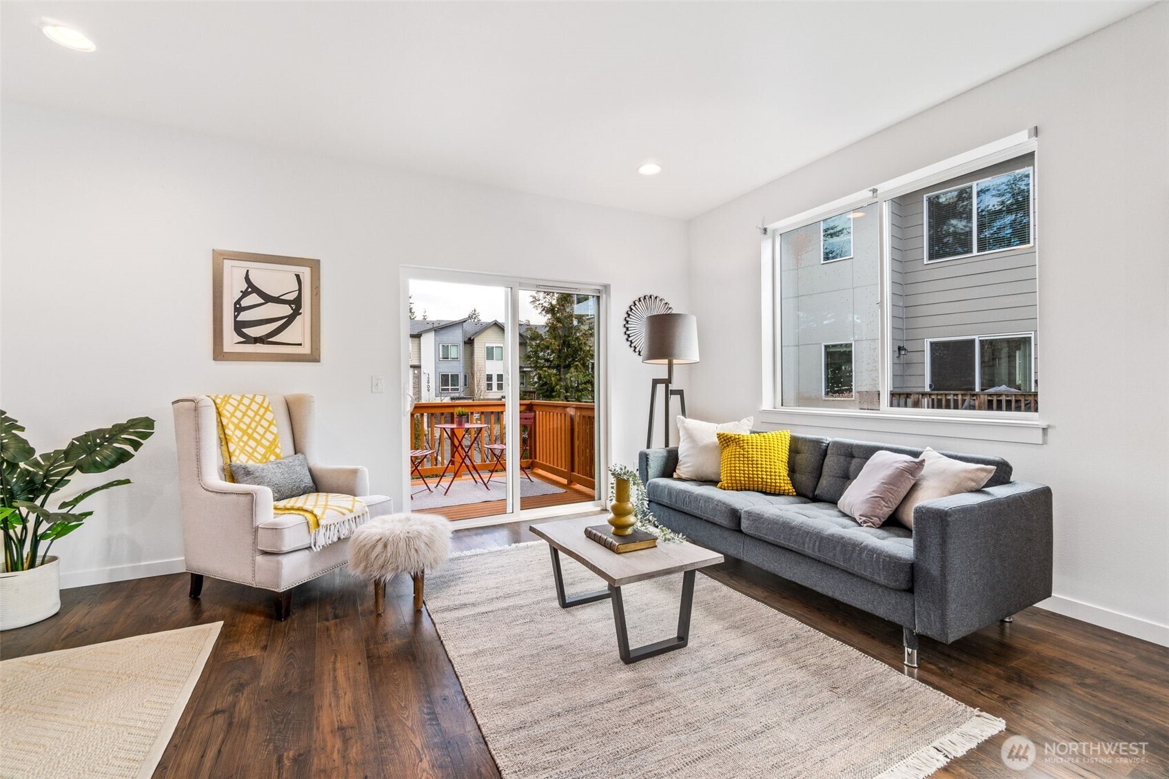 2021 129th Place Southwest, Unit F Everett, WA 98204 - Photo 3 of 28