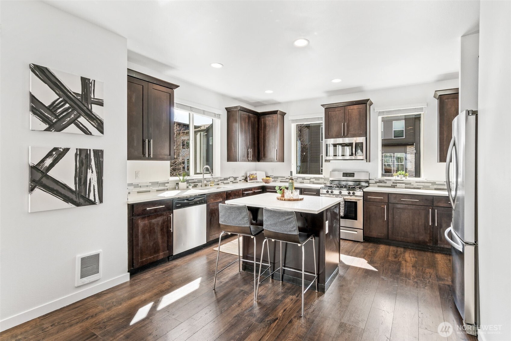 2021 129th Place Southwest, Unit F Everett, WA 98204 - Photo 9 of 28