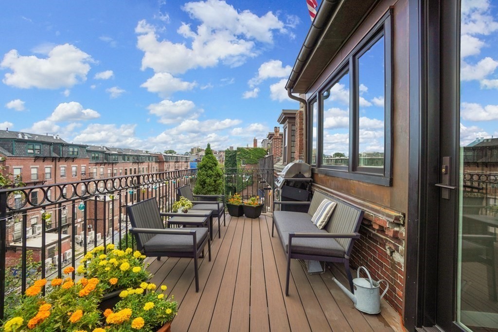 59 Rutland Street, Unit 3 Boston, MA 02118 - Photo 22 of 40 a view of balcony with furniture