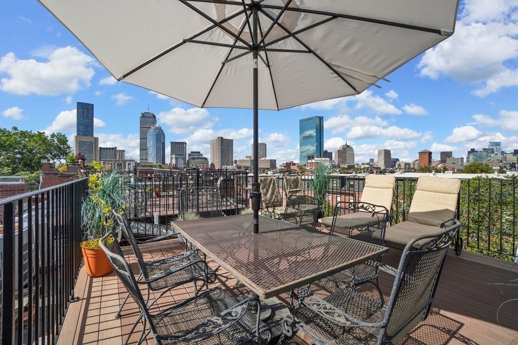 59 Rutland Street, Unit 3 Boston, MA 02118 - Photo 26 of 40 an outdoor space with patio