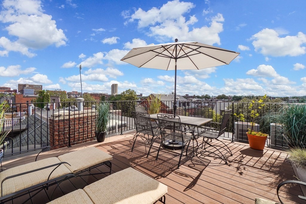 59 Rutland Street, Unit 3 Boston, MA 02118 - Photo 28 of 40 a view of a terrace with furniture