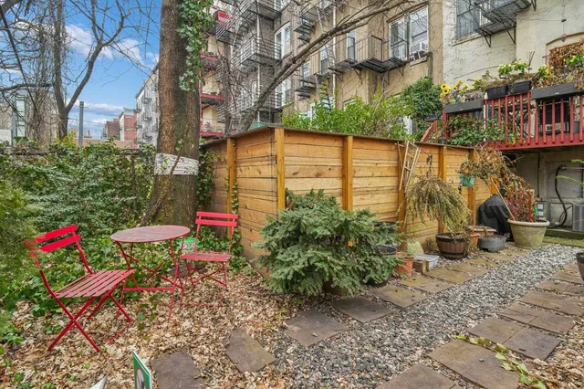 $4,200 | 815 Willow Avenue, Unit 2R, Hoboken, NJ 07030