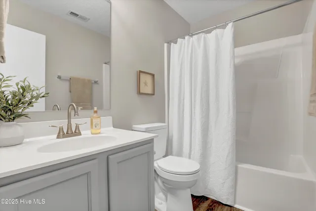 $275,000 | 1049 Shirley Drive, Jacksonville, NC 28540