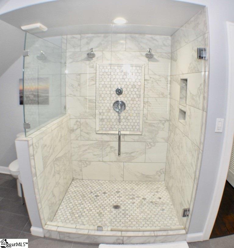 203 East Faris Road Greenville, SC 29605 - Photo 12 of 36 Gallery Image 12