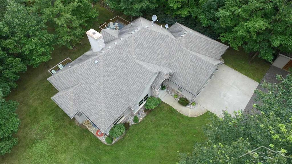 1886 West Stewart Road Midland, MI 48640 - Photo 27 of 43 31394602-26.JPG