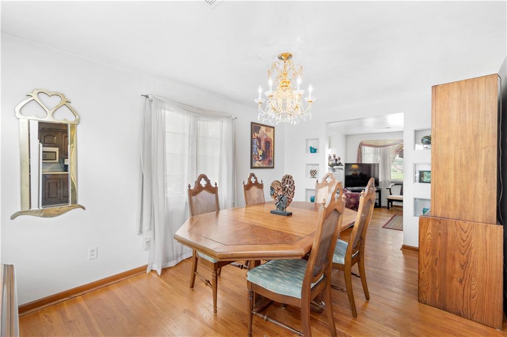 4238 Greenridge Road Pittsburgh, PA 15234 - Photo 6 of 25 Gallery Image 6