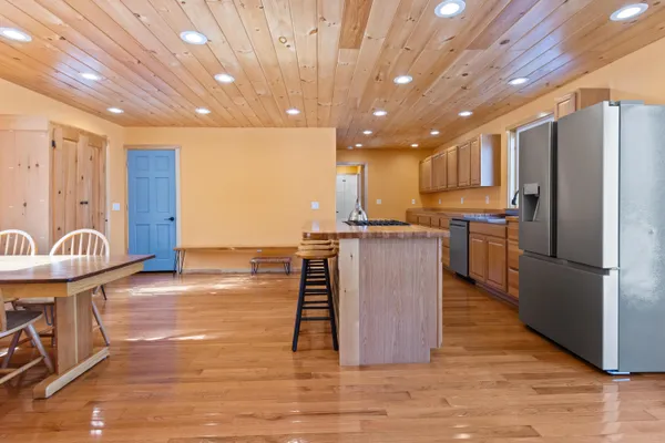 $599,000 | 823 North Road, North Yarmouth, ME 04097