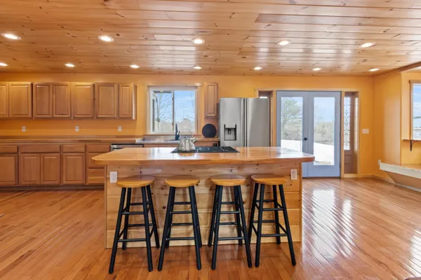 $599,000 | 823 North Road, North Yarmouth, ME 04097