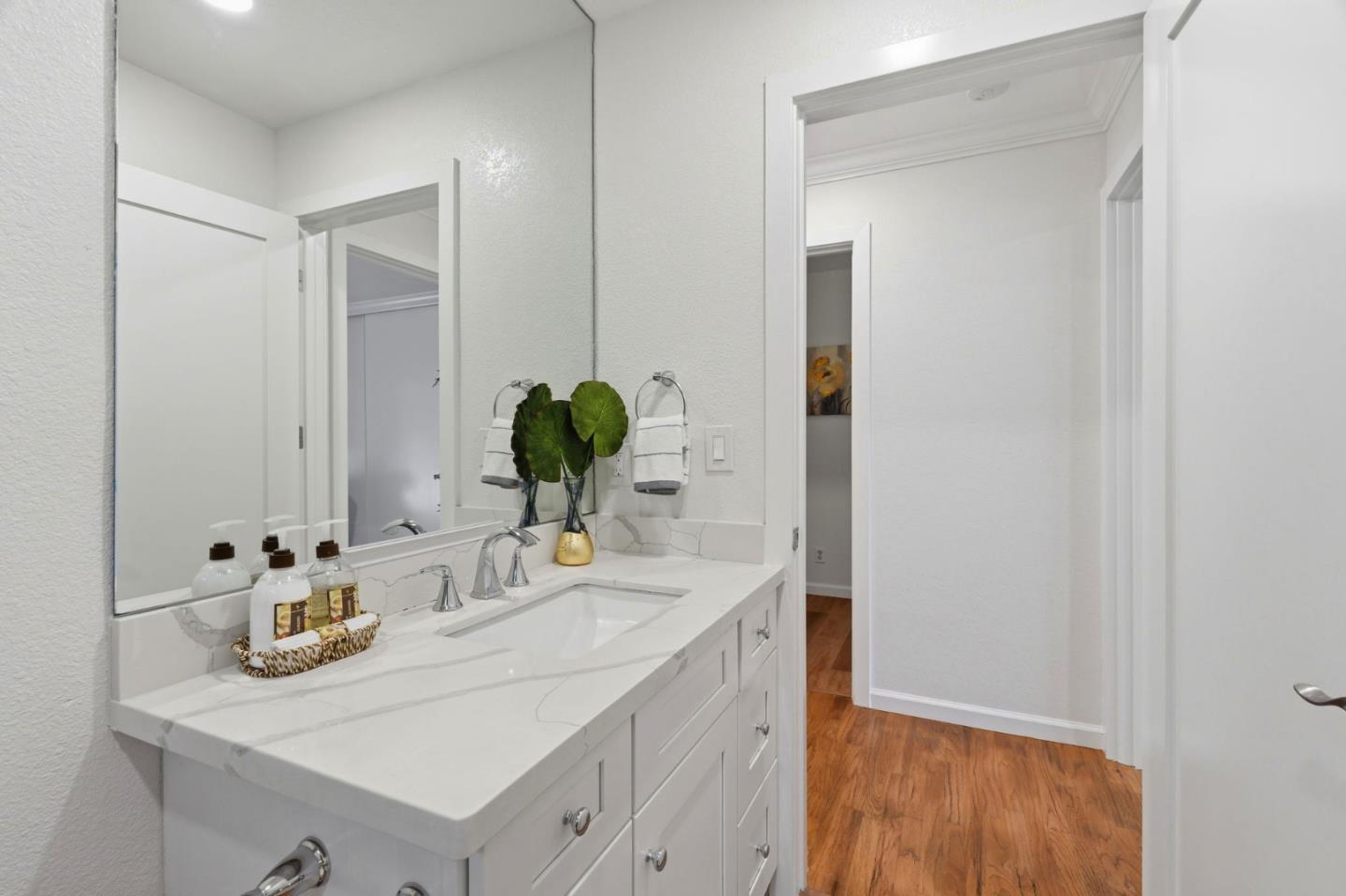 765 North Rengstorff Avenue, Unit 19 Mountain View, CA 94043 - Photo 22 of 33