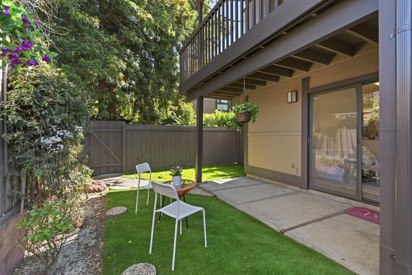 765 North Rengstorff Avenue, Unit 19 Mountain View, CA 94043 - Photo 23 of 33