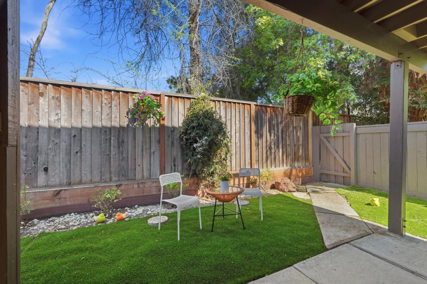 765 North Rengstorff Avenue, Unit 19 Mountain View, CA 94043 - Photo 25 of 33