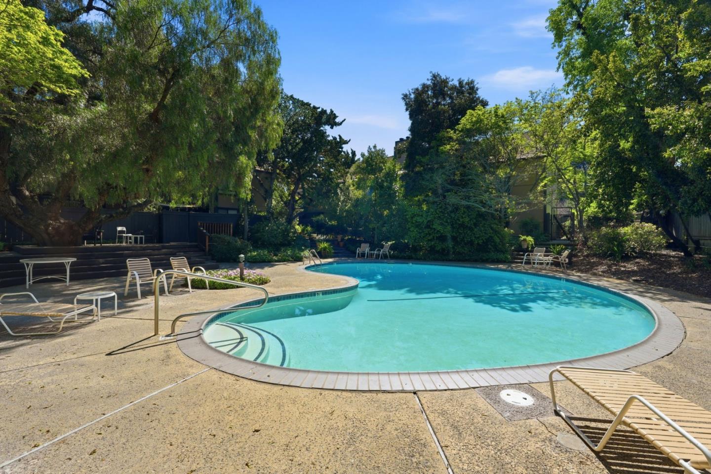 765 North Rengstorff Avenue, Unit 19 Mountain View, CA 94043 - Photo 31 of 33