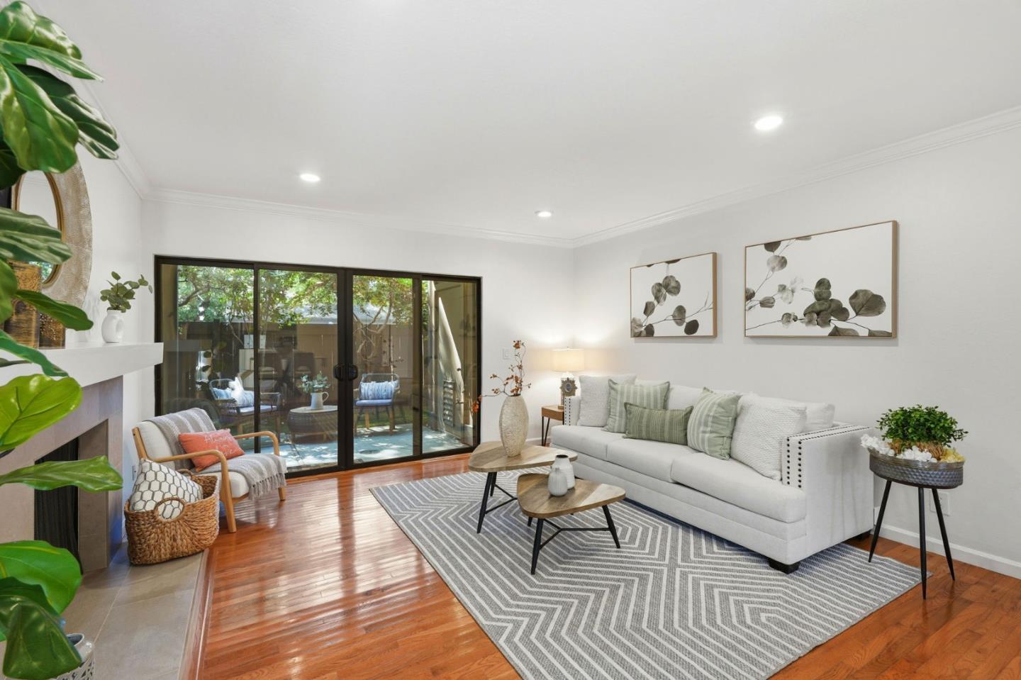 765 North Rengstorff Avenue, Unit 19 Mountain View, CA 94043 - Photo 5 of 33