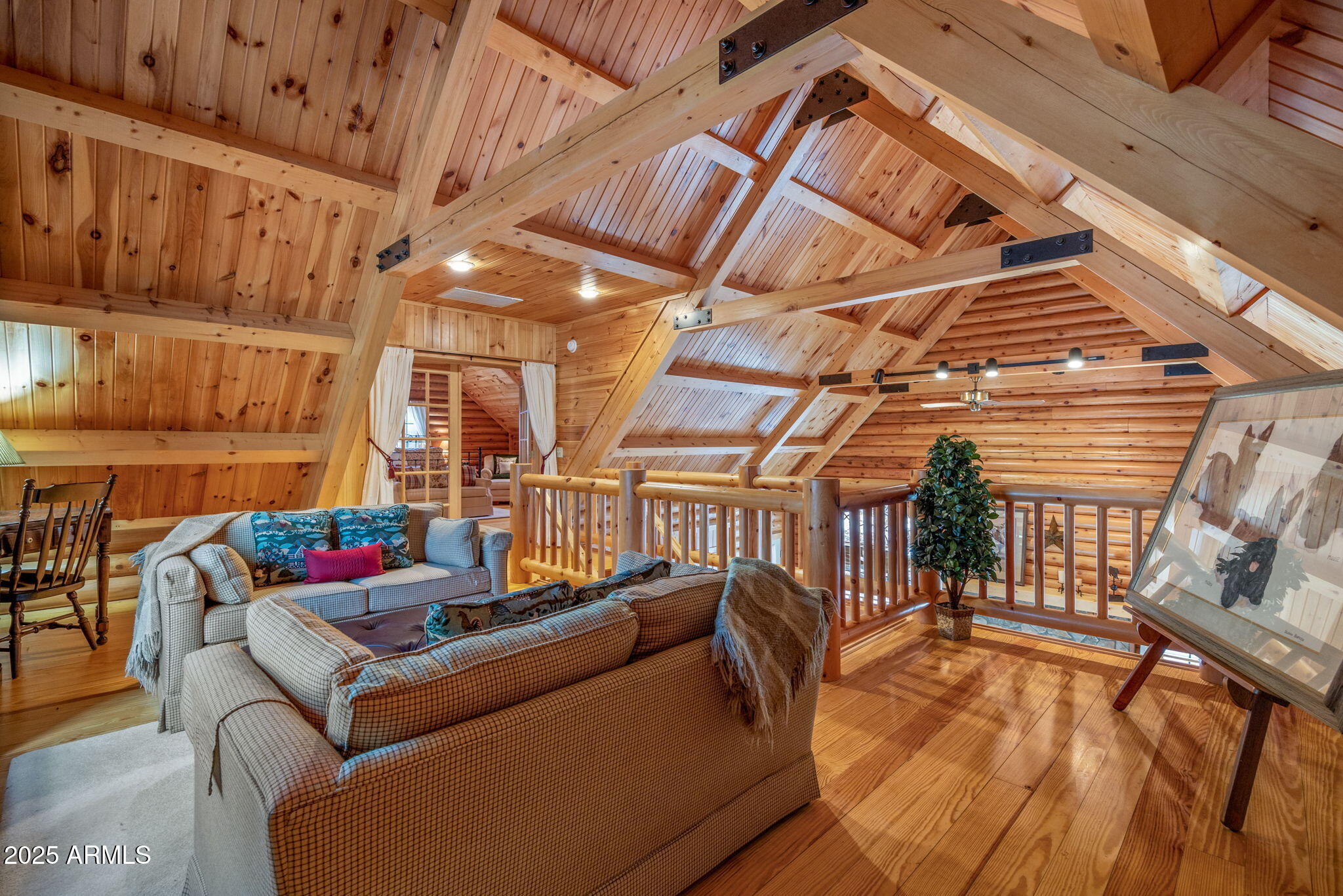 2677 Jackrabbit Drive Pinetop, AZ 85935 - Photo 10 of 87 a outdoor living space with patio furniture