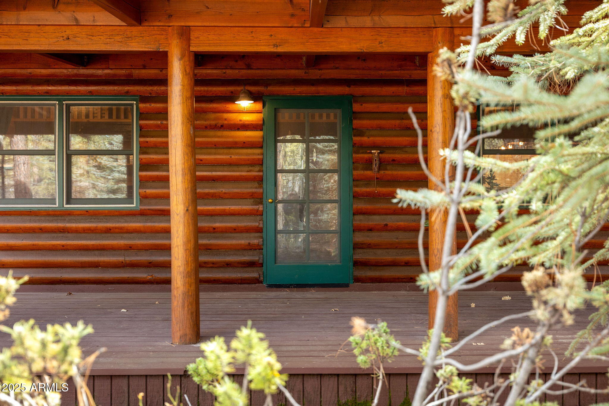 2677 Jackrabbit Drive Pinetop, AZ 85935 - Photo 54 of 87 a front view of a house with a yard