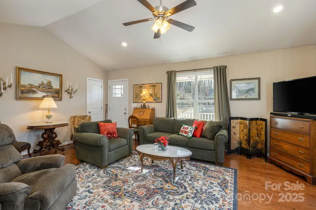 $630,000 | 57 Pounding Mill, Hendersonville, NC 28792