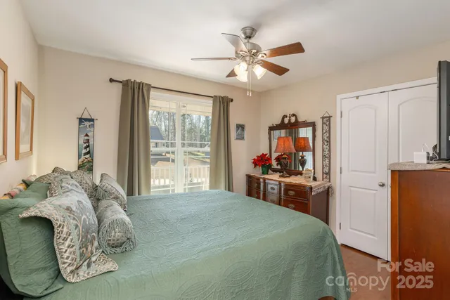 $630,000 | 57 Pounding Mill, Hendersonville, NC 28792