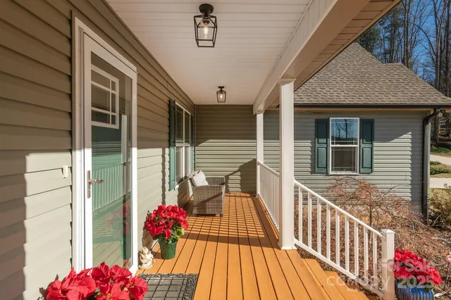 $630,000 | 57 Pounding Mill, Hendersonville, NC 28792