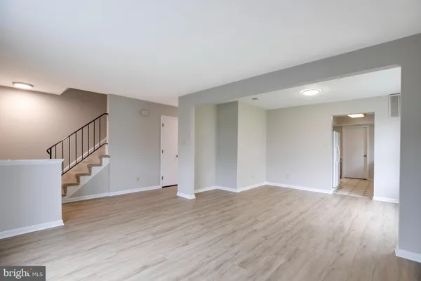 $2,350 | 322 Clay Street, Fredericksburg, VA 22408