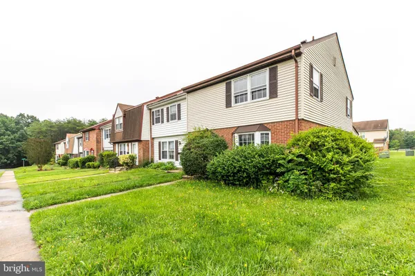 $2,350 | 322 Clay Street, Fredericksburg, VA 22408