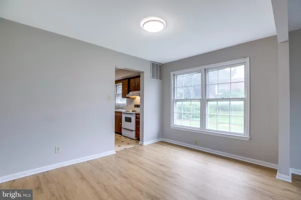 $2,350 | 322 Clay Street, Fredericksburg, VA 22408