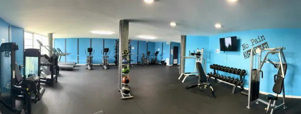 $2,200 | 877 Northeast 195th Street, Unit 320, Miami, FL 33179