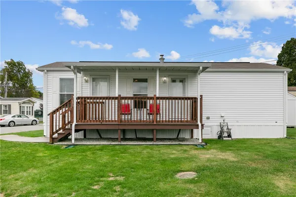 $155,000 | 1 2nd Street, Portsmouth, RI 02871