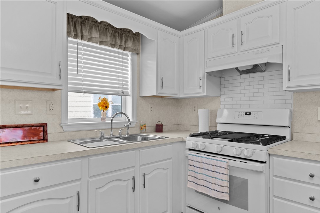 1 2nd Street Portsmouth, RI 02871 - Photo 11 of 20