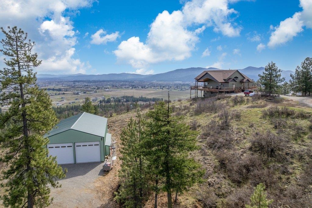 10653 North Payment Peak Road Post Falls, ID 83854 - Photo 3 of 48