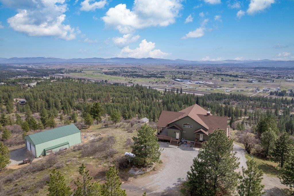 10653 North Payment Peak Road Post Falls, ID 83854 - Photo 4 of 48
