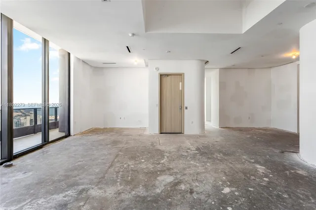$14,900,000 | 1000 Brickell Plaza, Unit UPH6201, Miami, FL 33131