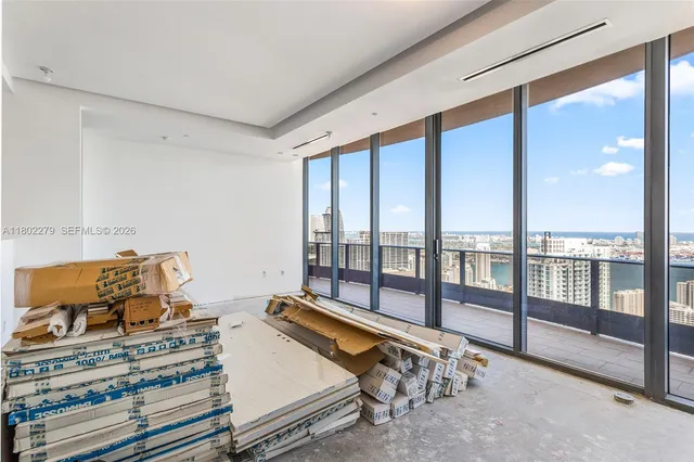 $14,900,000 | 1000 Brickell Plaza, Unit UPH6201, Miami, FL 33131