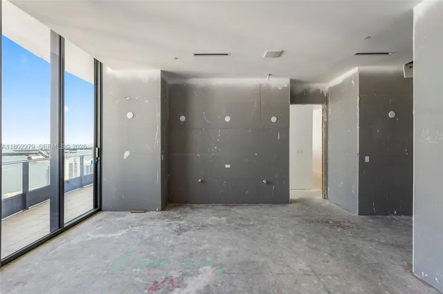 $14,900,000 | 1000 Brickell Plaza, Unit UPH6201, Miami, FL 33131