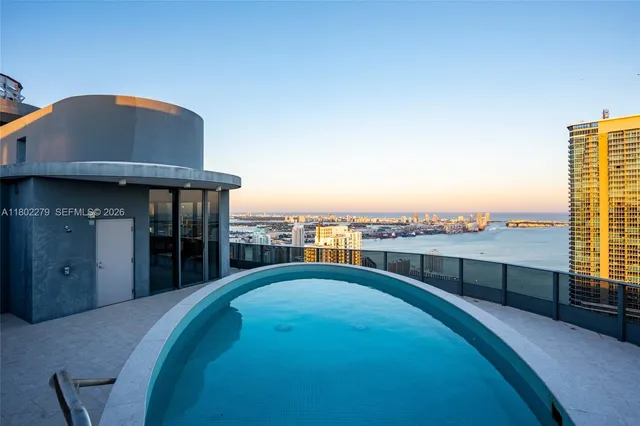 $14,900,000 | 1000 Brickell Plaza, Unit UPH6201, Miami, FL 33131