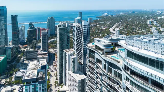 $14,900,000 | 1000 Brickell Plaza, Unit UPH6201, Miami, FL 33131