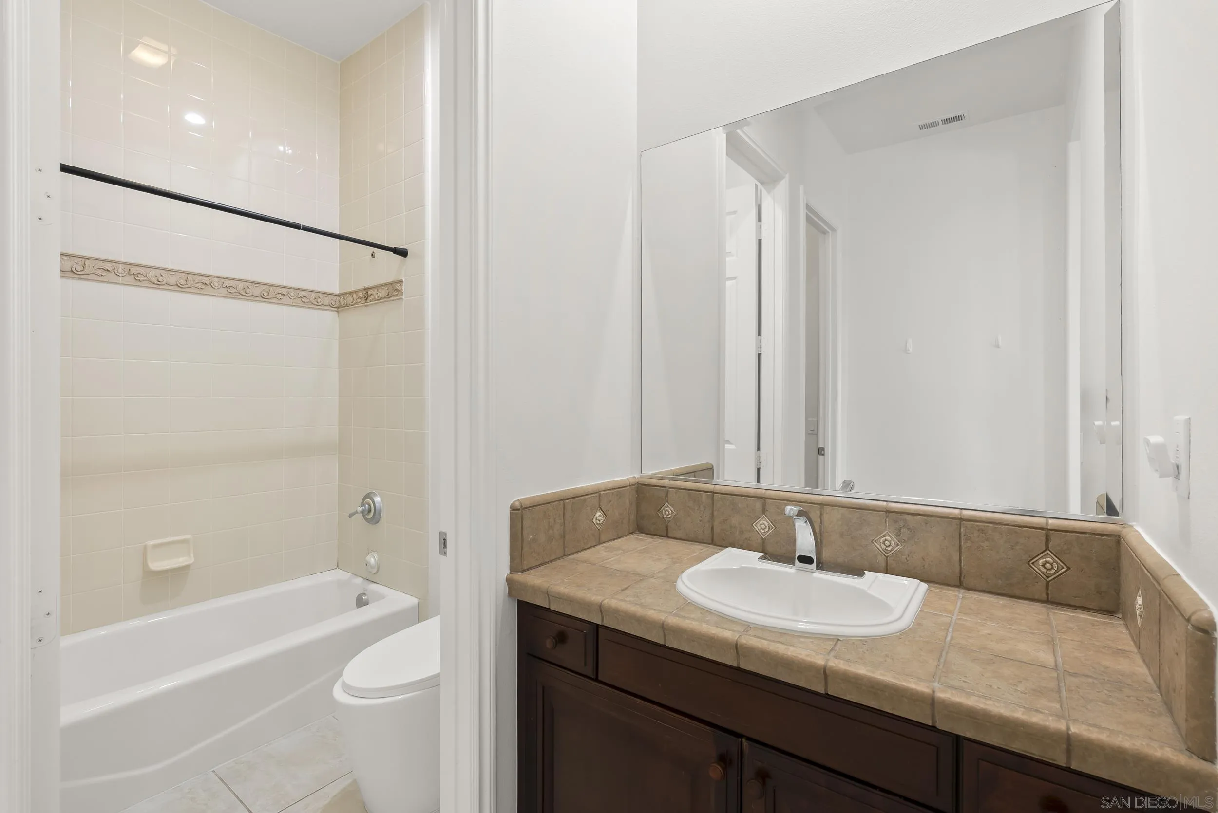 41455 Vía Del Monte Temecula, CA 92592 - Photo 52 of 75