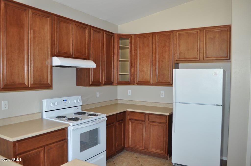 9431 West Heber Road Tolleson, AZ 85353 - Photo 5 of 17 KITCHEN