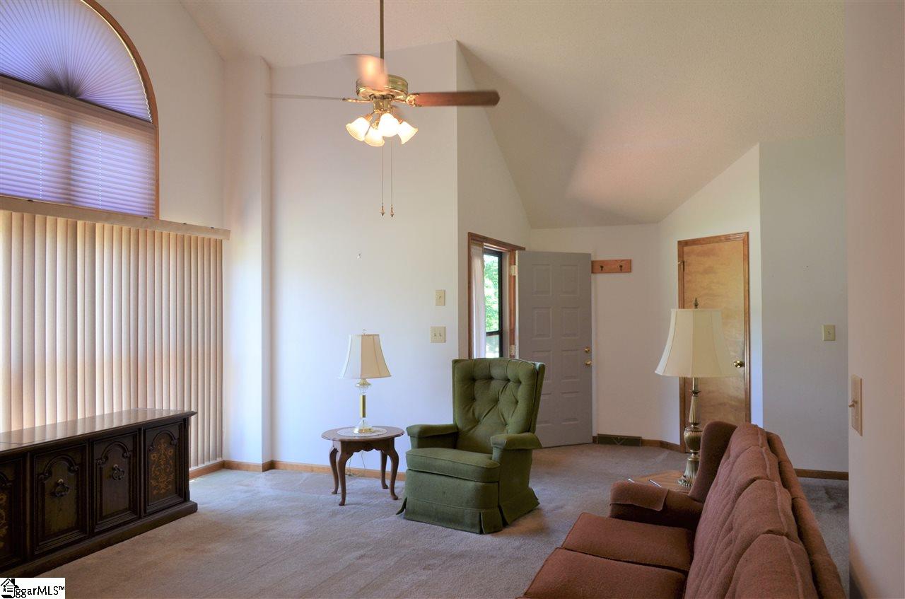 403 Green Ridge Drive Moore, SC 29369 - Photo 2 of 31 Gallery Image 2