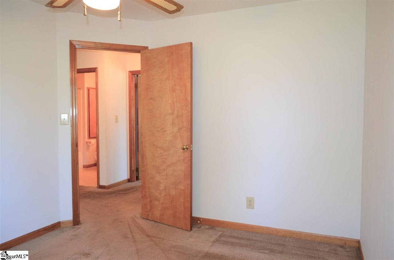 403 Green Ridge Drive Moore, SC 29369 - Photo 17 of 31 Gallery Image 17