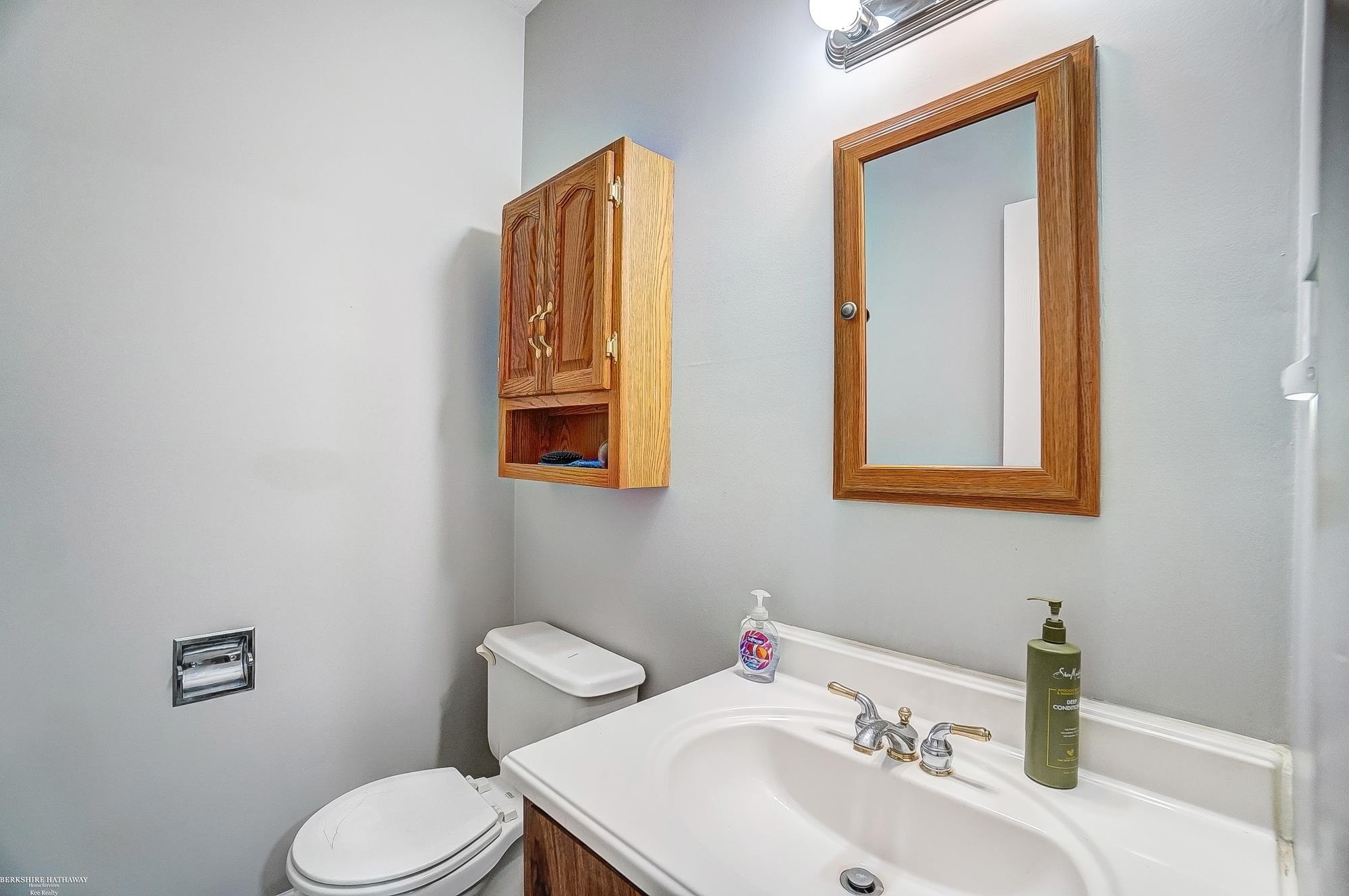 4130 Brest Road Newport, MI 48166 - Photo 21 of 51 50137592-d36982a2-837c-4983-a49c-9a59272cde45.JPG