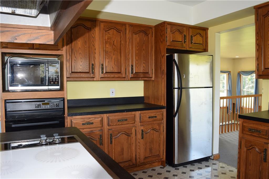 2542 Dutch Ridge Road Ellwood City, PA 16117 - Photo 3 of 19