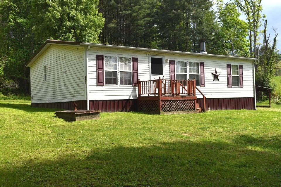 2773 Mud Lick Road Salt Lick, KY 40371 - Photo 1 of 40 20260502015844891269000000-o