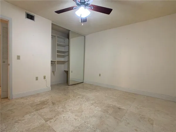 $2,400 | 1721 Whitehall Drive, Unit 102, Davie, FL 33324