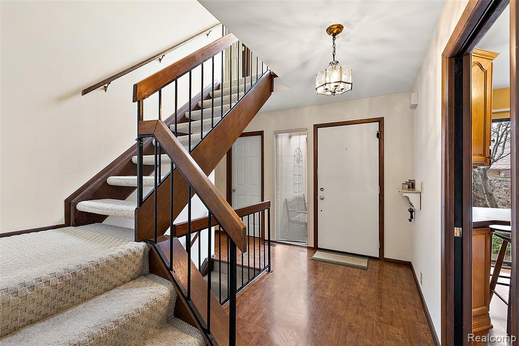 23243 Farmington Road Farmington, MI 48336 - Photo 2 of 40 Gallery Image 2