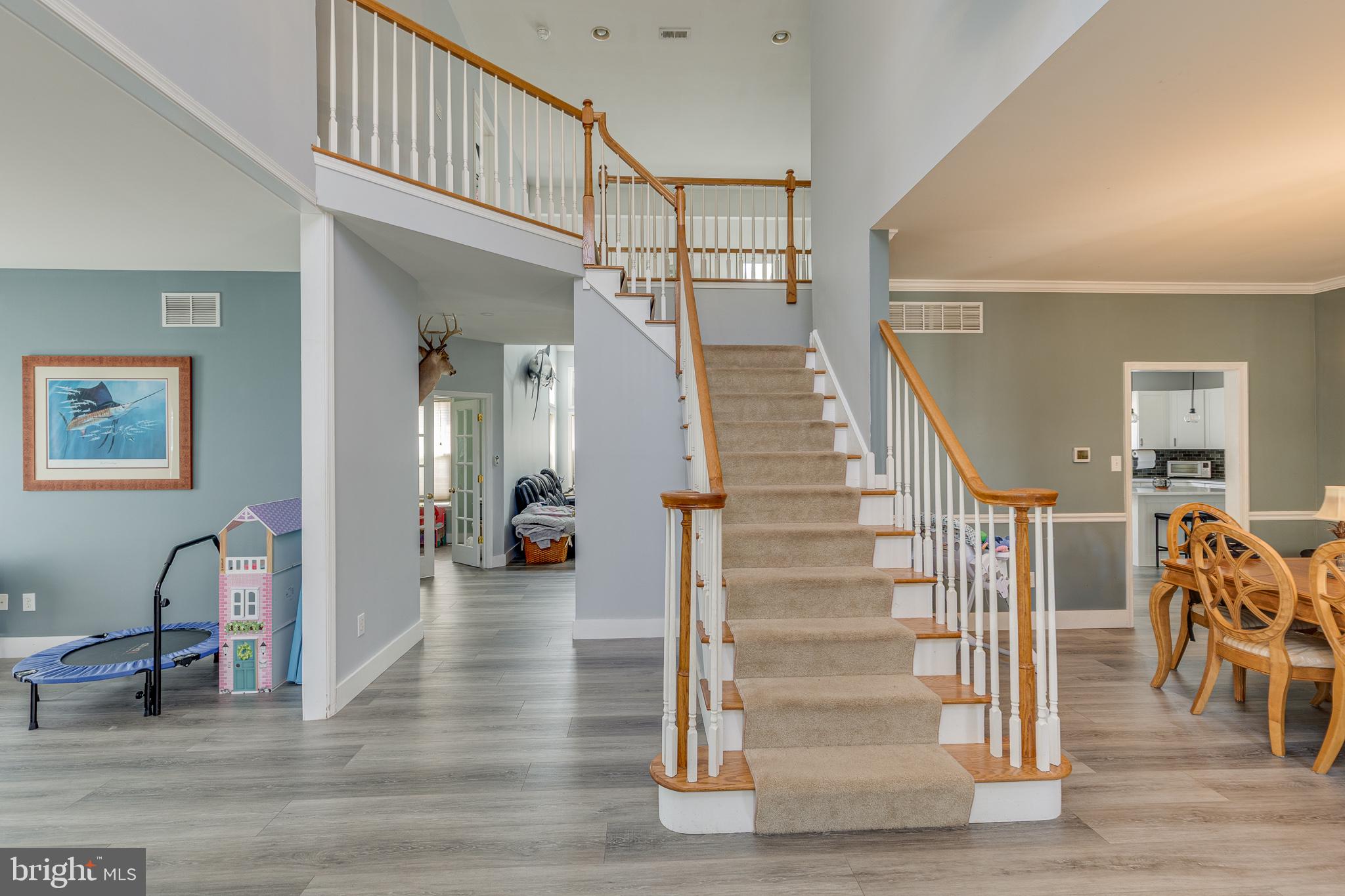 420 Tuckerton Road Medford, NJ 08055 - Photo 3 of 47 Inviting entryway with elegant staircase.