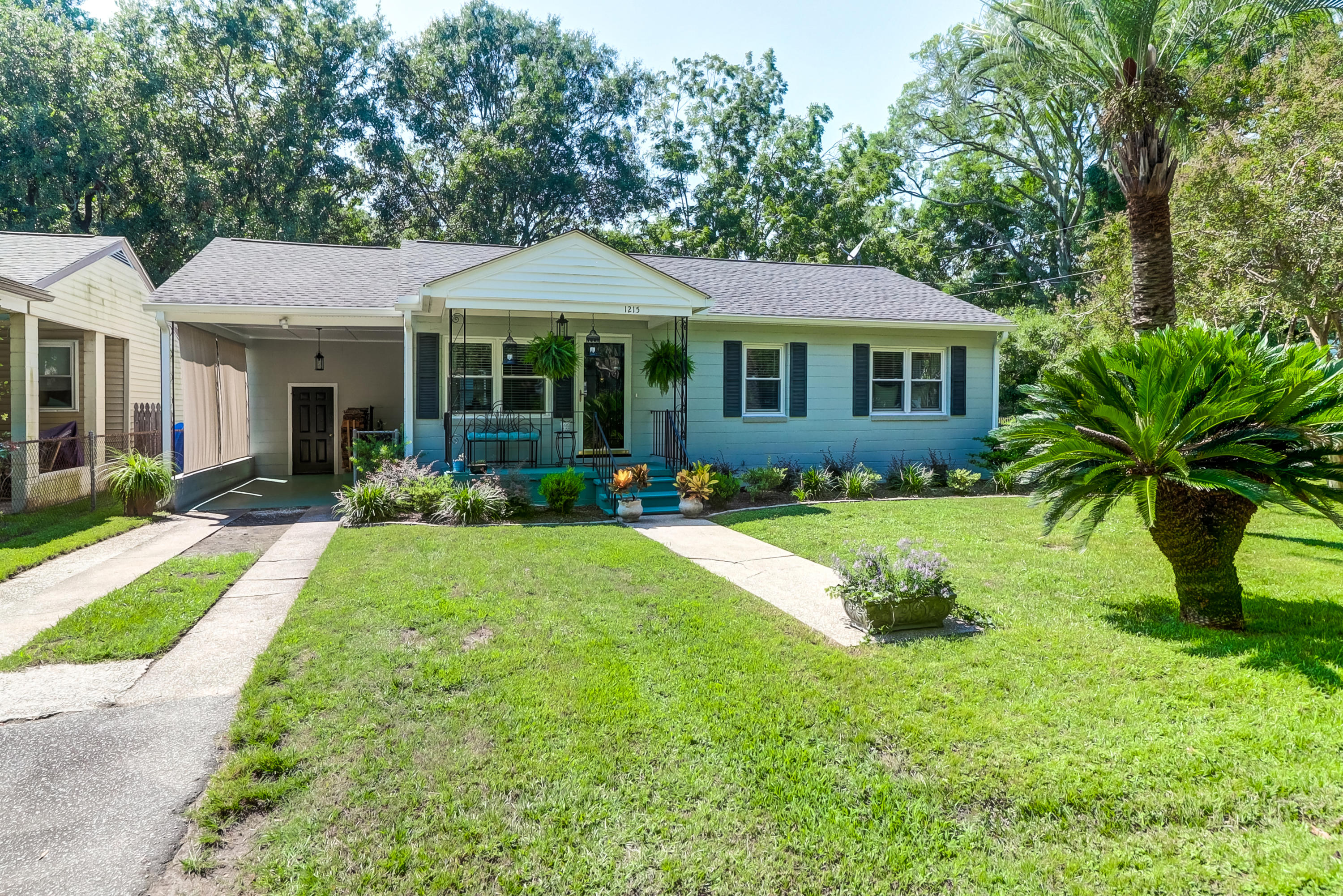 1215 Camellia Road Charleston, SC 29407 - Photo 4 of 46 1215 Camellia (1)