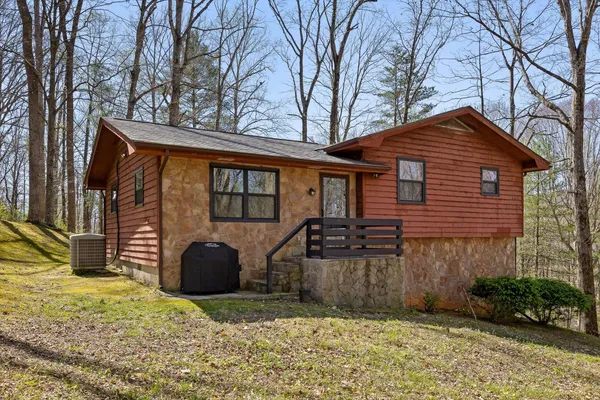 $247,000 | 117 Fourth Way Drive, Whitwell, TN 37397