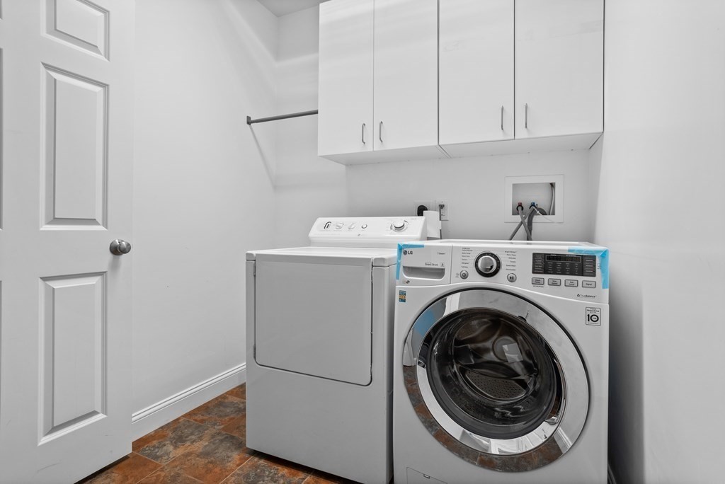 8 High Street, Unit D2 Acton, MA 01720 - Photo 23 of 35 a utility room with dryer and washer
