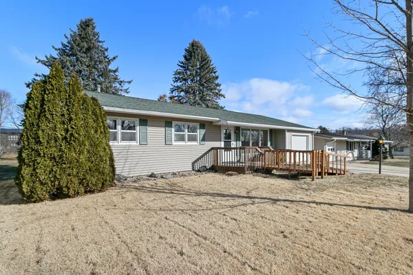 $379,900 | 112 13th Avenue, New Glarus, WI 53574